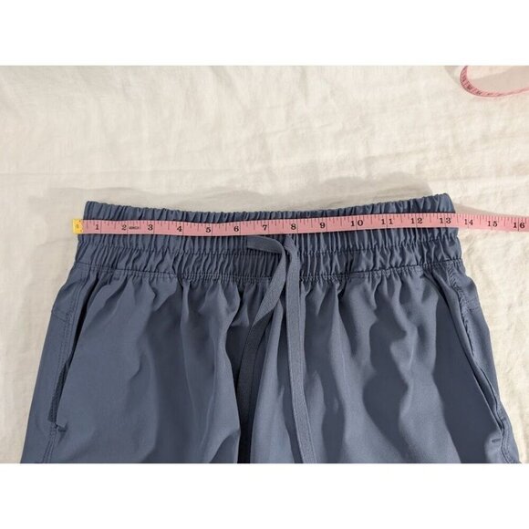 Legend Discovery women's size medium blue gray gym shorts, 4" inseam L9 - Picture 7 of 9